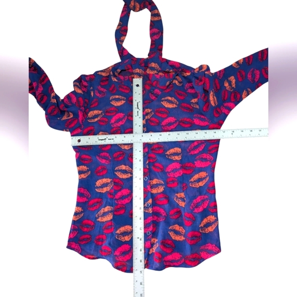 Forever 21 Purple Graphic Blouse with Relaxed Fit and Mandarin Collar - Picture 4 of 5